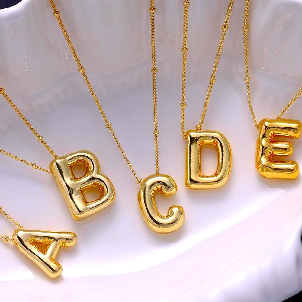 ⭐️Gold Bubble 🫧 letter initial necklace